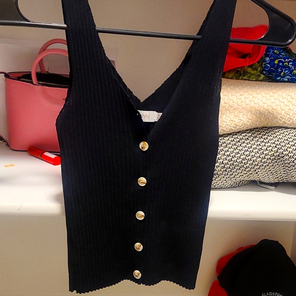 black ribbed tank top